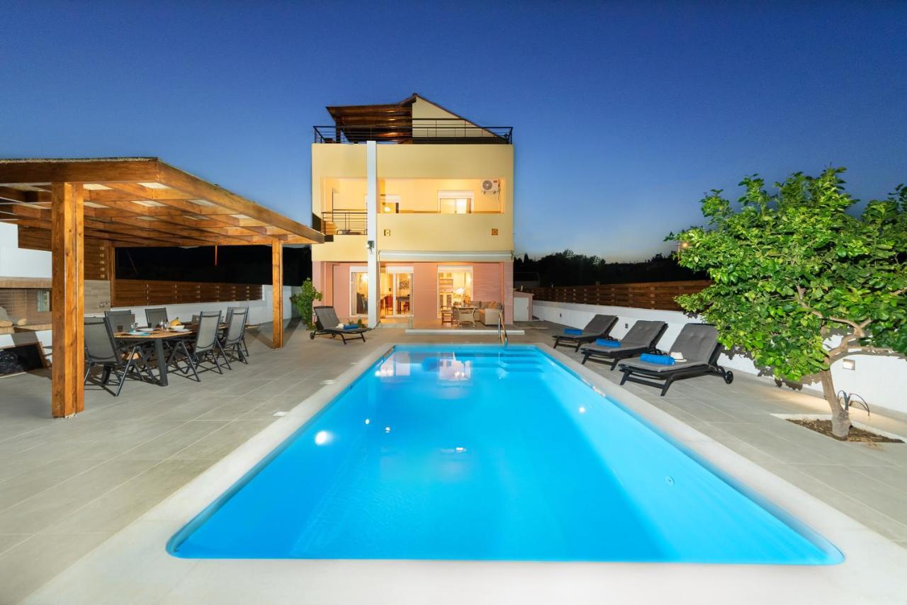 Ritas Gennadi Villa Exterior photo
