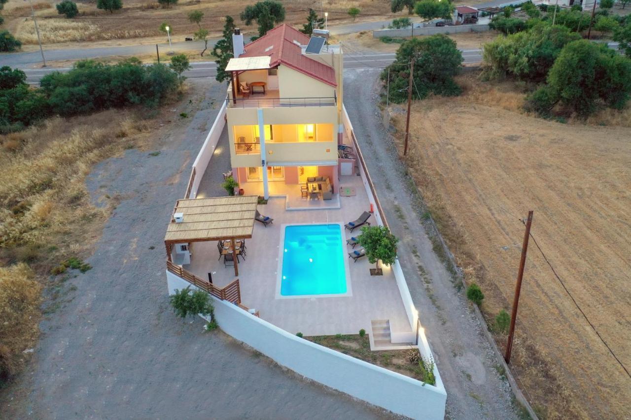Ritas Gennadi Villa Exterior photo